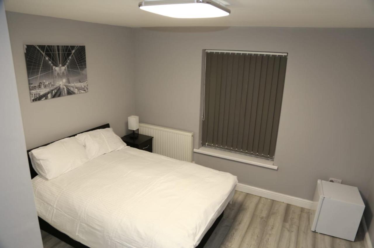 A A Guest Rooms Woolwich Лондон Экстерьер фото
